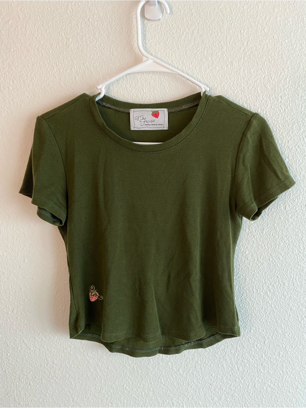 Mia Maples Cucumber Green Ribbed Form Fitting Short Sleeve T-Shirt